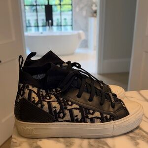 Dior  High-Top Sneakers - Blue and White